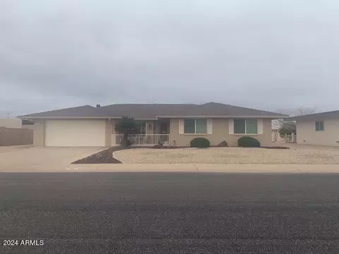 9512 W Briarwood Cir, Sun City, AZ 85351