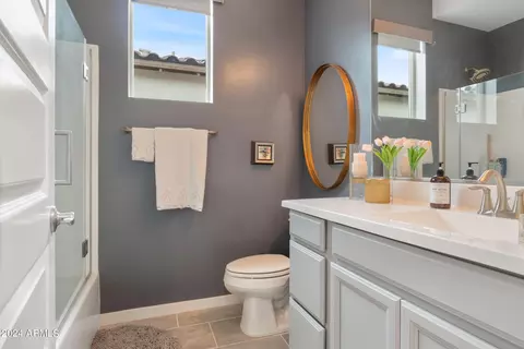 Bath - 3878 E Harrison St, Gilbert, AZ 85295 photo 2 of 5