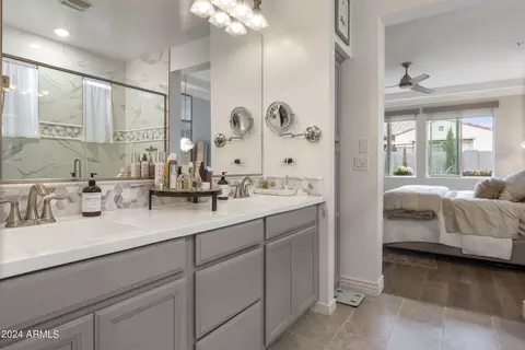 Bath - 3878 E Harrison St, Gilbert, AZ 85295 photo 5 of 5