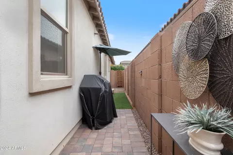 Exterior - 3878 E Harrison St, Gilbert, AZ 85295 photo 12 of 16
