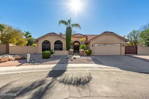 10195 E Wood Dr, Scottsdale, AZ 85260