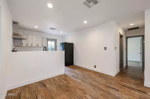 402 W Colter St, Phoenix, AZ 85013 photo 7