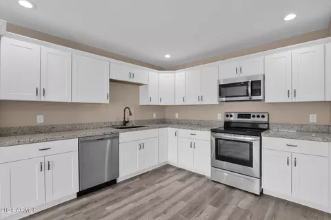 141 N Date St #19, Mesa, AZ 85201 photo 2
