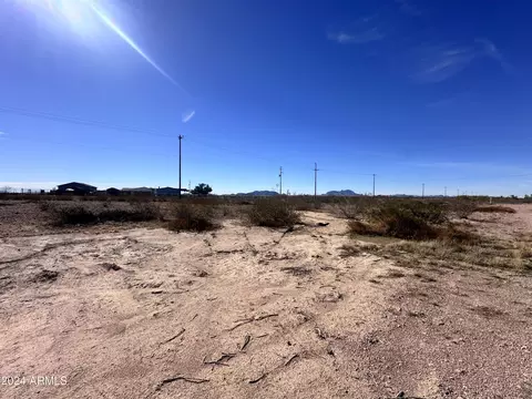 377 W Th Ave W San Miguel Ave #64, Tonopah, AZ 85354