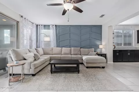 26055 W Matthew Dr, Buckeye, AZ 85396