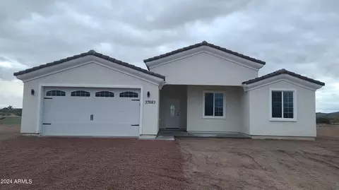 37683 W Garfield St, Tonopah, AZ 85354