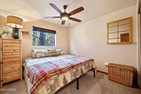 Bedroom - 2780 E Doolittle Cir, Overgaard, AZ 85933 photo 3 of 6