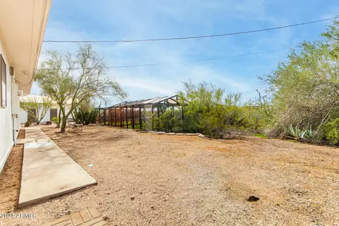 Exterior - 10555 E Mclellan Rd, Mesa, AZ 85207 photo 7 of 14