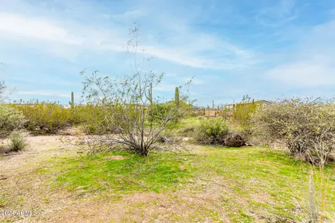 Exterior - 10555 E Mclellan Rd, Mesa, AZ 85207 photo 11 of 14