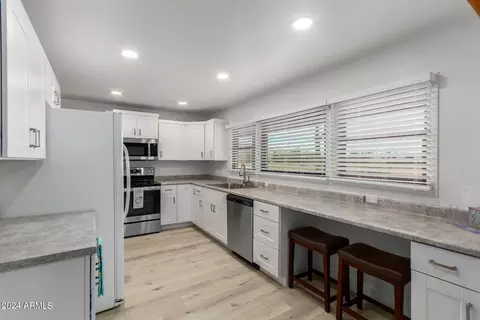 Kitchen - 10555 E Mclellan Rd, Mesa, AZ 85207 photo 2 of 3