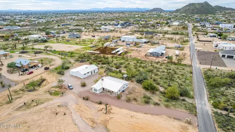 View/Area - 10555 E Mclellan Rd, Mesa, AZ 85207 photo 3 of 17