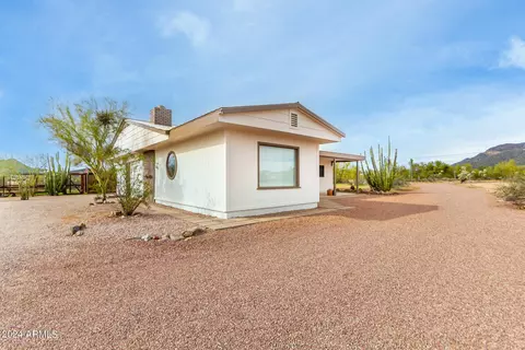 Exterior - 10555 E Mclellan Rd, Mesa, AZ 85207 photo 2 of 14