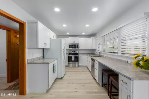 Kitchen - 10555 E Mclellan Rd, Mesa, AZ 85207 photo 1 of 3