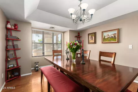 Dining - 1838 E Manhatton Dr, Tempe, AZ 85282 photo 1 of 2