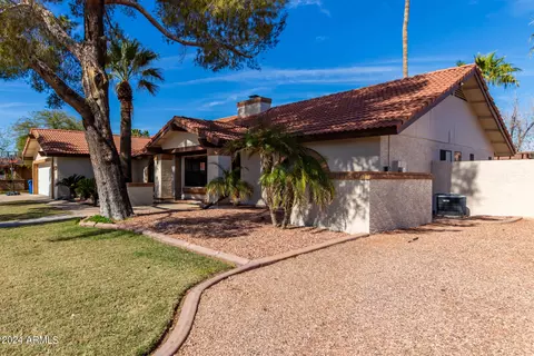 Exterior - 1838 E Manhatton Dr, Tempe, AZ 85282 photo 11 of 11