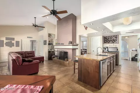 Kitchen - 1838 E Manhatton Dr, Tempe, AZ 85282 photo 1 of 4