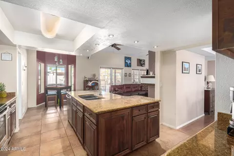 Kitchen - 1838 E Manhatton Dr, Tempe, AZ 85282 photo 4 of 4