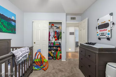 Bedroom - 1838 E Manhatton Dr, Tempe, AZ 85282 photo 1 of 9