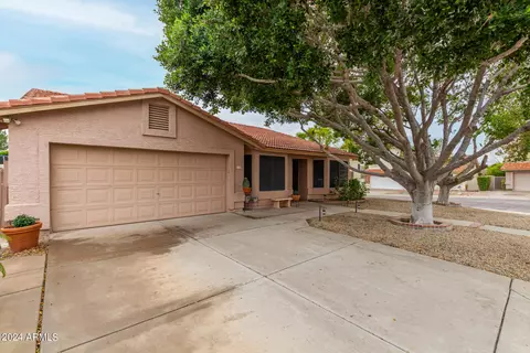 2703 E Dry Creek Rd, Phoenix, AZ 85048