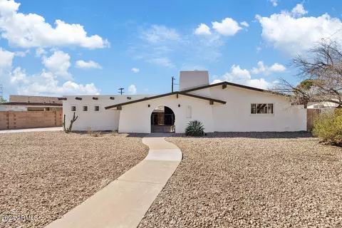 720 N Young --, Mesa, AZ 85203