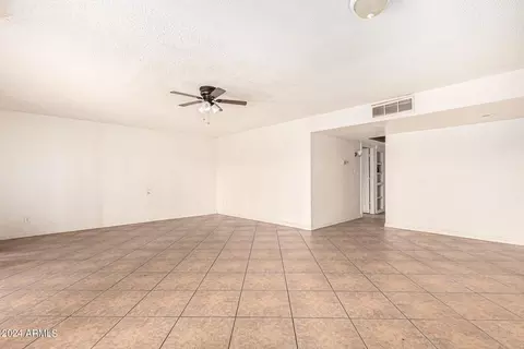 6402 W Devonshire Ave, Phoenix, AZ 85033 photo 9