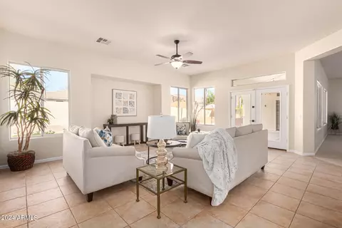 Living - 2960 E Park Ave, Gilbert, AZ 85234 photo 6 of 6