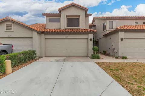 1129 W Mango Dr, Gilbert, AZ 85233