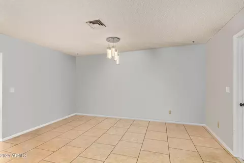 18011 N 33rd Dr, Phoenix, AZ 85053 photo 9
