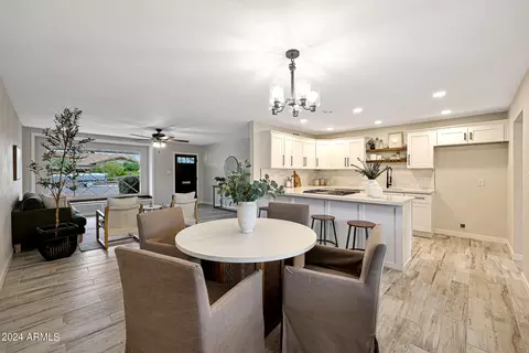 8533 E Thornwood Dr, Scottsdale, AZ 85251