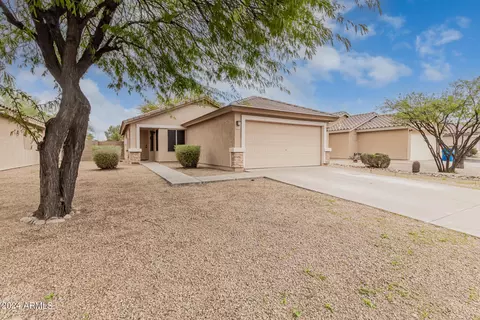 1030 E Greenlee Ave, Apache Junction, AZ 85119