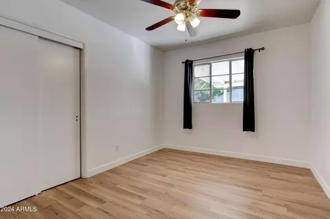 4219 E Avalon Dr, Phoenix, AZ 85018 photo 11
