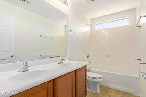 3960 E Cat Balue Dr, Phoenix, AZ 85050 photo 15