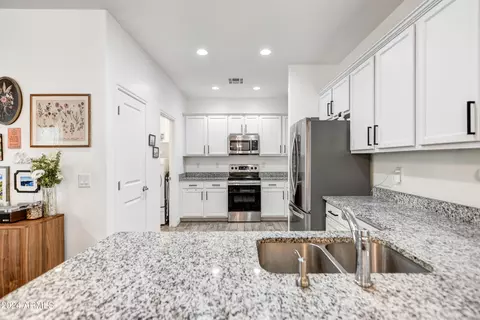 259 N 69th Pl, Mesa, AZ 85207 photo 10