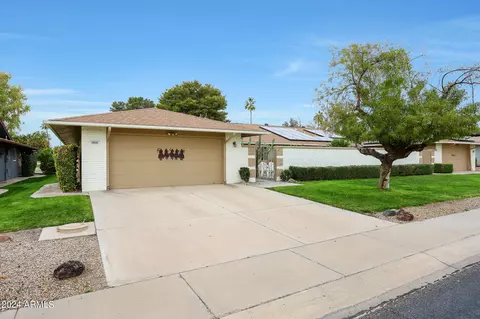 18826 N 130th Ave, Sun City West, AZ 85375