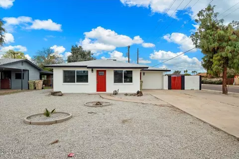 4447 W Morten Ave, Glendale, AZ 85301