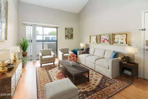 2938 N 61st Pl #232, Scottsdale, AZ 85251