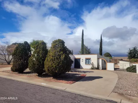 1309 Carmelita Dr, Sierra Vista, AZ 85635