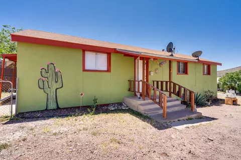 202 Park Ave, Bisbee, AZ 85603 photo 2