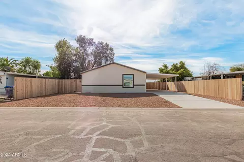 7645 E Harmony Ave, Mesa, AZ 85209