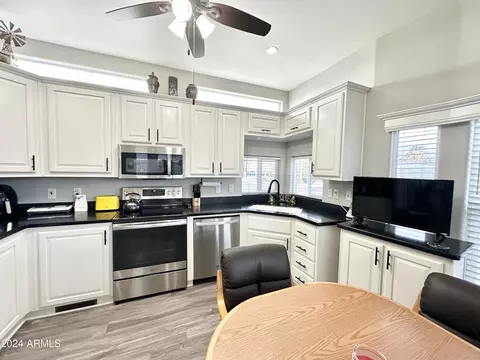 901 S Mineshaft Dr, Apache Junction, AZ 85119 photo 30