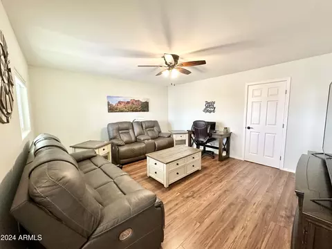 901 S Mineshaft Dr, Apache Junction, AZ 85119 photo 14
