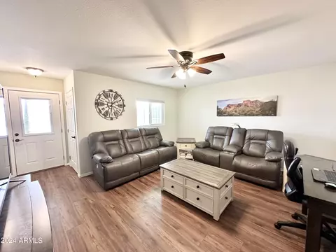 901 S Mineshaft Dr, Apache Junction, AZ 85119 photo 17