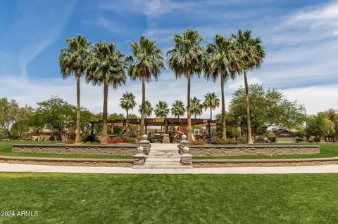 View/Area - 3868 S Winter Ln, Gilbert, AZ 85297 photo 2 of 5