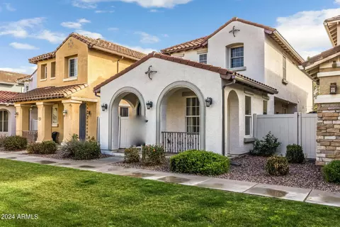 Exterior - 3868 S Winter Ln, Gilbert, AZ 85297 photo 7 of 19