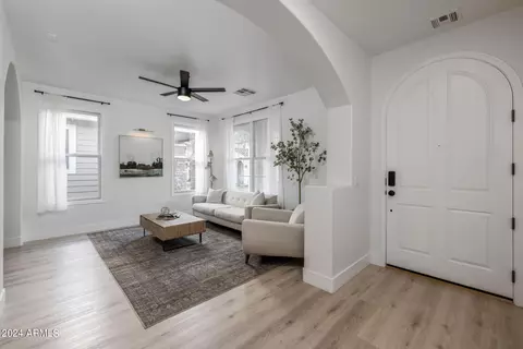 Living - 3868 S Winter Ln, Gilbert, AZ 85297 photo 1 of 3