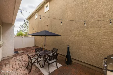 Exterior - 3868 S Winter Ln, Gilbert, AZ 85297 photo 4 of 19