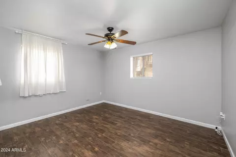 156 E Broadway Ln, Tempe, AZ 85282 photo 13