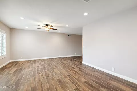 6709 S Mitchell Dr, Tempe, AZ 85283 photo 6