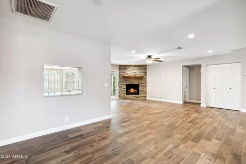 6709 S Mitchell Dr, Tempe, AZ 85283 photo 9