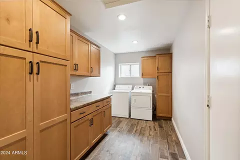 6709 S Mitchell Dr, Tempe, AZ 85283 photo 4